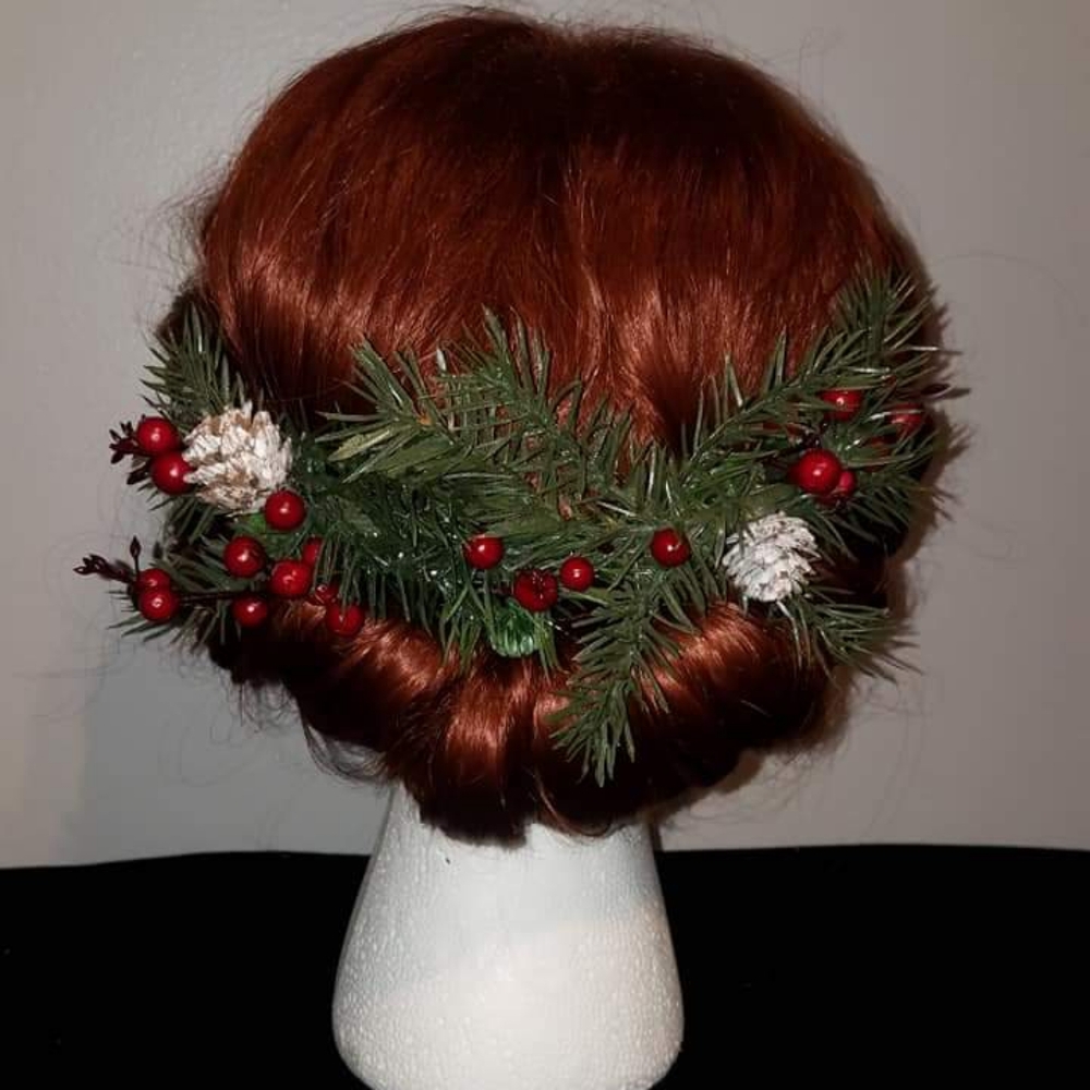 Holiday Wreath Crown Hair Accessory